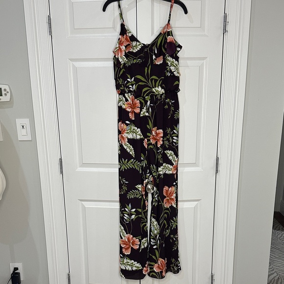 Adrianna Papell Pants - Adrianna Papell Floral Cold Shoulder Jumpsuit  Wide Leg Flutter Sleeve Size 10
